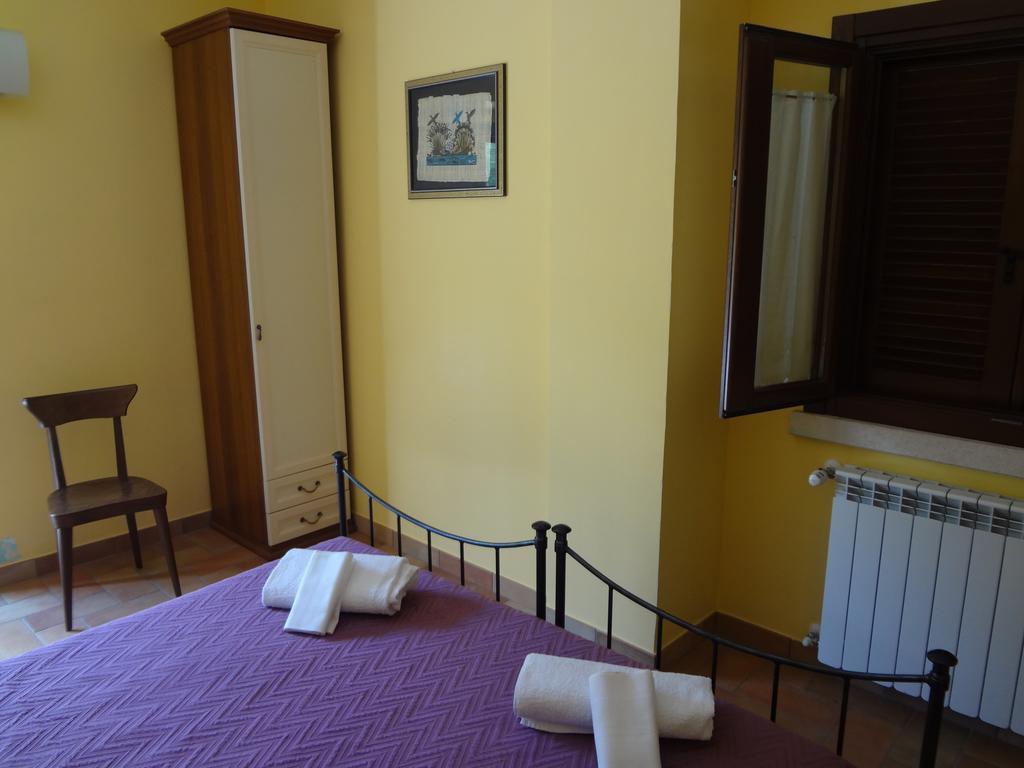Le Stanze Di Bacco Villa Cagnano Amiterno Ruang foto